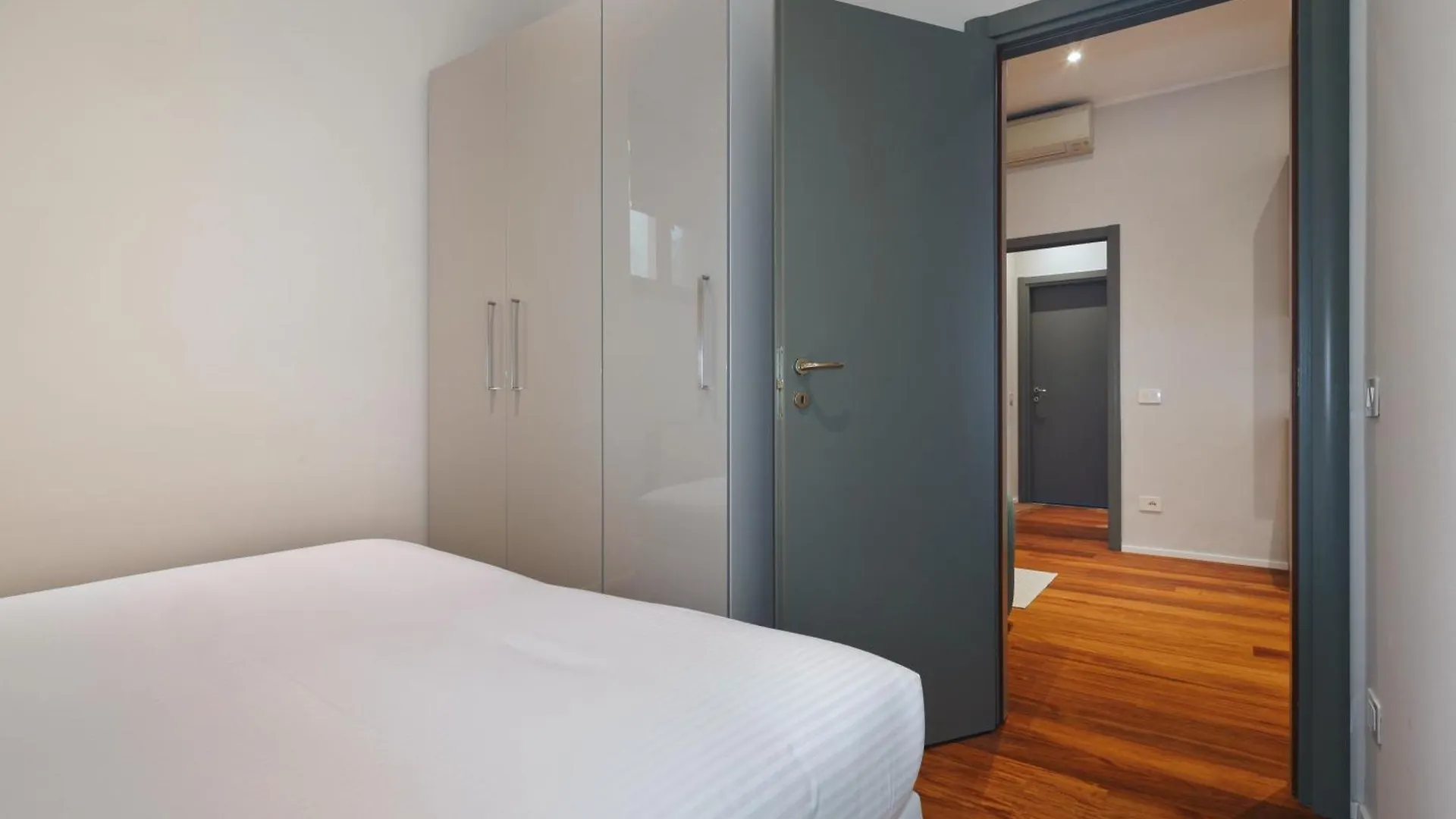 Apartmán Joivy Modern Flat Near Duomo Di Milano 0*,